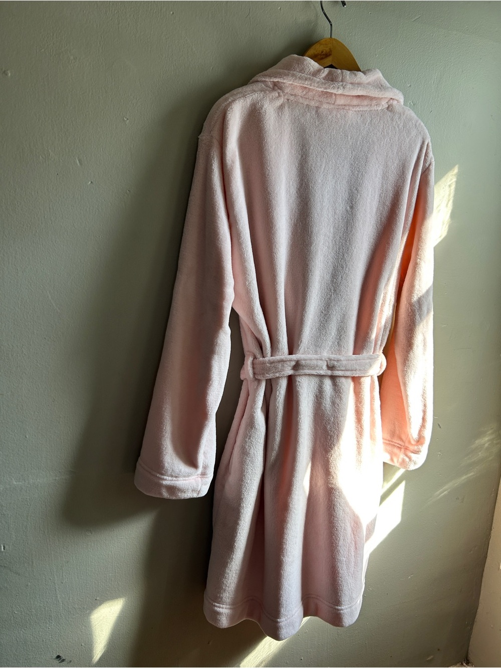Calvin Klein Plush Robe, Pink Medium - Picture 6 of 10